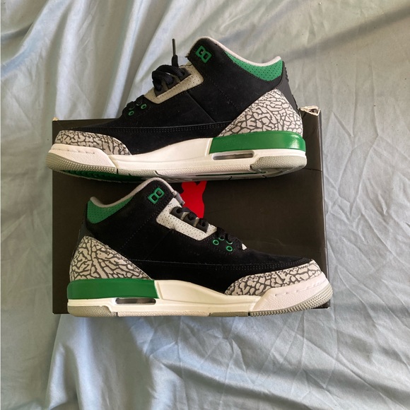 Damaged Box! - Picture 3 of 7